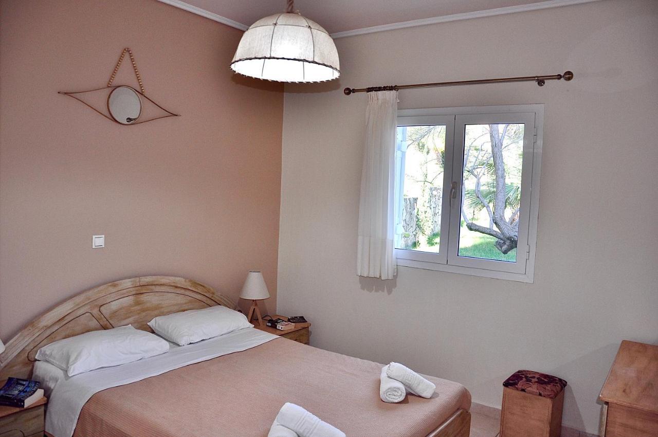 Seafront Villa Kefaloniaprivatevillas Трапезаки Екстериор снимка