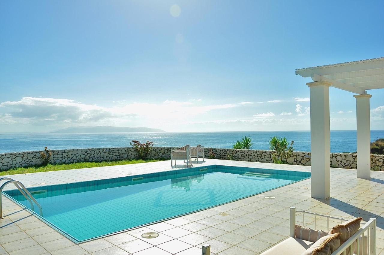 Seafront Villa Kefaloniaprivatevillas Трапезаки Екстериор снимка